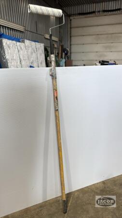 EXTENDABLE PAINTERS HANDLE