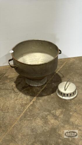 MILK STRAINER