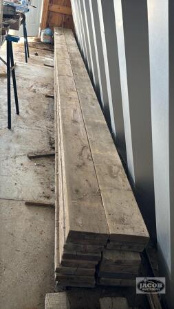 (16) 20FT 2 X 8&rsquo;S