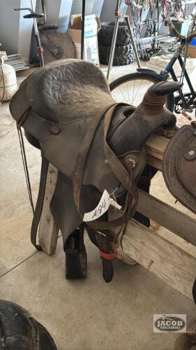 15IN WESTERN SADDLE
