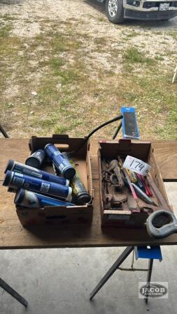 ASSORTED TOOL AND GREASE GUN LOT
