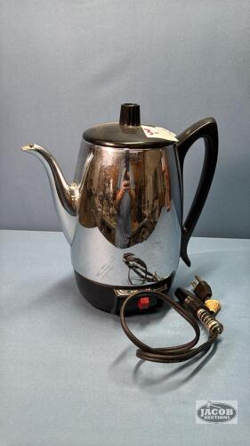 UNIVERSAL COFFEEMATIC ELECTRIC COFFEE MAKER
