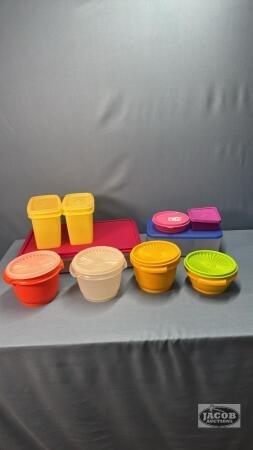 TUPPERWARE LOT
