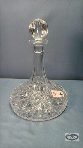 CRYSTAL DECANTER WITH STOPPER