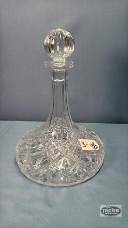 CRYSTAL DECANTER WITH STOPPER