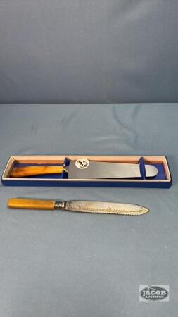 10IN PIE KNIFE AND A VINTAGE BREAD KNIFE
