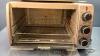 BLACK AND DECKER TOASTER OVEN - 3