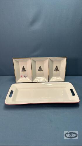 (2) SERVING TRAYS