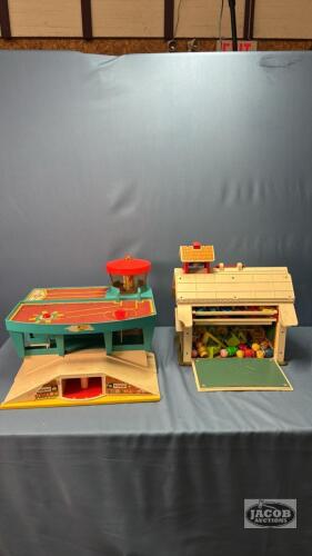 FISHER PRICE PLAY FAMILY SCHOOL AND AIRPORT
