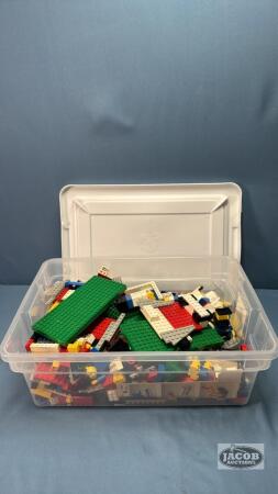 QUANTITY OF LEGO