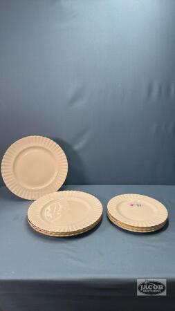ROYAL ALBERT VAL D'OR PLATE LOT