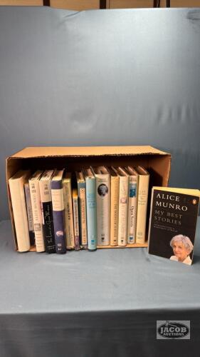 (15) ALICE MUNRO BOOKS