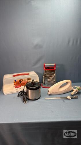 KITCHENWARE LOT