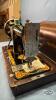 HAND CRANK SINGER SEWING MACHINE IN WOODEN CASE - 4