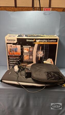 HOMEDICS MASSAGING CUSHION WITH REMOTE