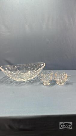 OVAL 13IN GLASS BOWL WITH CREAM AND SUGAR
