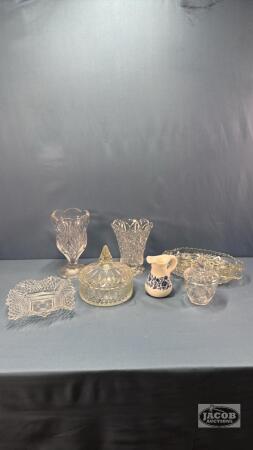 (7) PIECES OF ASSORTED GLASS WARE