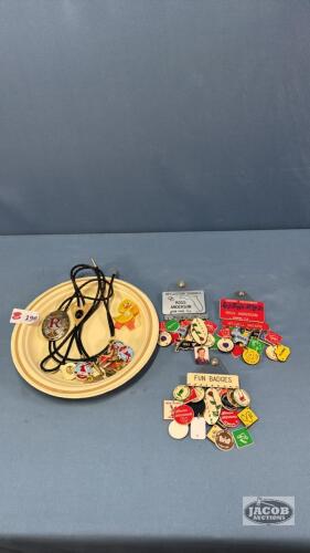 QUANTITY OF SOUVENIR PINS AND BOLO TIES