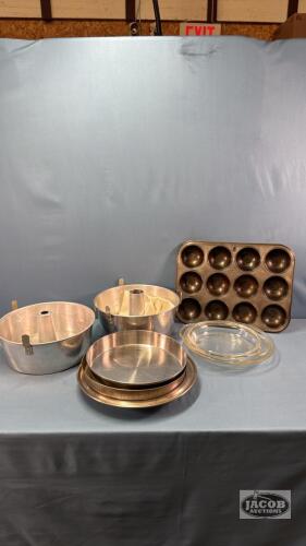 BAKEWARE LOT