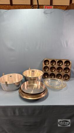 BAKEWARE LOT