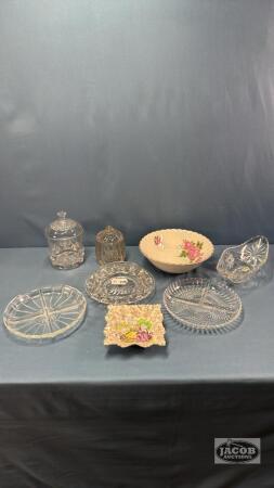ASSORTED GLASSWARE LOT
