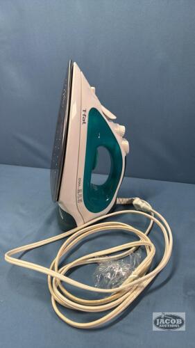 T-FAL STEAM IRON