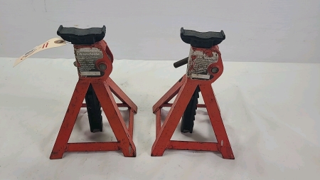 2 Motomaster Axle Stands -10.5in High