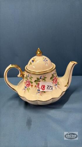 SADLER TEA POT