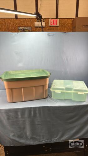 (2) UNMATCHED RUBBERMAID TOTES