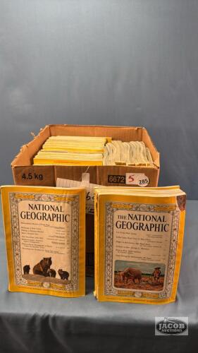 APPROX. 40 1950'S AND 1960'S NATIONAL GEOGRAPHICS