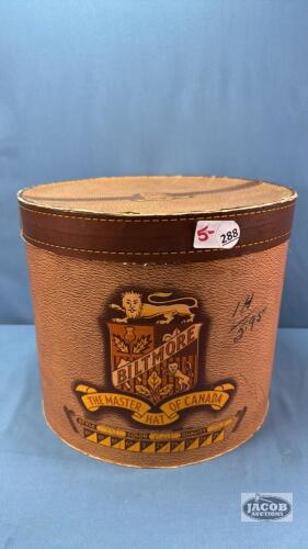 BILTMORE ROUND HAT BOX WITH LID