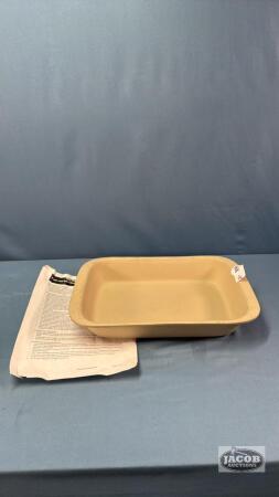 14IN X 9IN X 2.5IN DEEP STONEWARE PAN