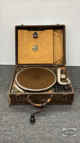 PULWEL MIDGET PORTABLE GRAMOPHONE