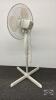 CLASSIC PEDESTAL 16IN OSCILLATING FAN - 4