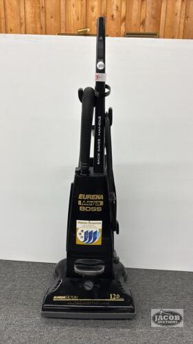 EUREKA MEGA BOSS VACUUM