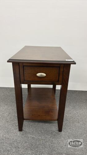 LAMP TABLE WITH DRAWER