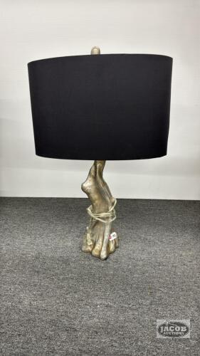 28IN HIGH TABLE LAMP