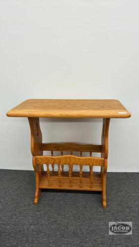 OAK MAGAZINE TABLE