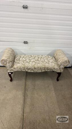 UPHOLSTERED FIRESIDE BENCH