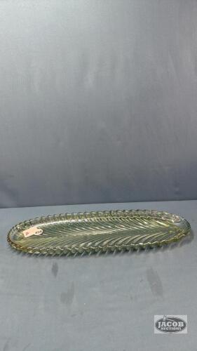 CARNIVAL COLOURED GLASS FISH PLATE