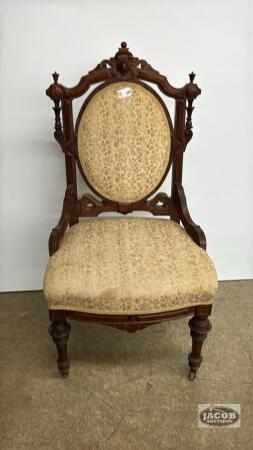 VICTORIAN PARLOUR CHAIR