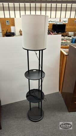 MODERN METAL FLOOR LAMP
