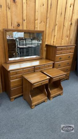 CANADIAN MADE (4) PIECE BEDROOM SUITE