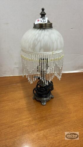 BEDROOM LAMP WITH METAL BASE