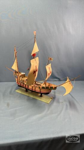 PLASTIC COLUMBUS SANTA MARIA SHIP MODEL