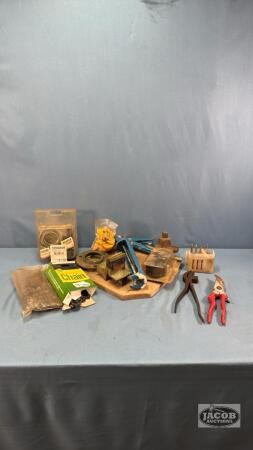 ASSORTED LOT