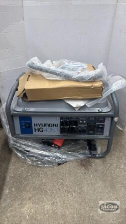 HYNUNDAI HG4050 7.5HP 3000W GENERATOR