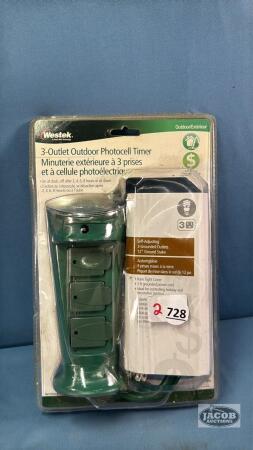 3-OUTLET OUTDOOR PHOTOCELL TIMER (UNUSED)