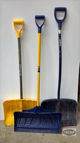 (3) GARANT PLASTIC SNOW SCRAPERS