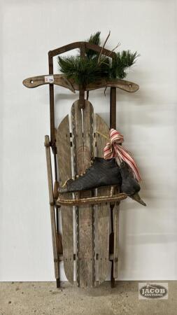 VINTAGE CHILDS SLEIGH